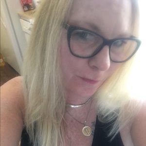 Meet your Posher, Irene